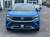Used 2022 Volkswagen Taos SE image 2