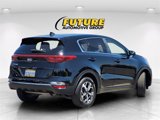 Used 2020 Kia Sportage LX image 4