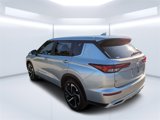 Used 2022 Mitsubishi Outlander SE image 5