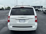 Used 2015 Chrysler Town & Country Touring-L w/ Driver Convenience Group image 4