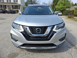 Used 2019 Nissan Rogue SV image 2