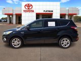 Used 2017 Ford Escape SE image 3