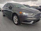 Used 2018 Ford Fusion SE w/ Fusion SE Technology Package image 2