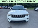 Used 2017 Jeep Grand Cherokee Laredo image 2