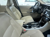 Used 2017 Honda Accord EX-L image 3