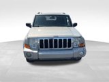 Used 2008 Jeep Commander Sport image 2