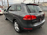Used 2013 Volkswagen Touareg VR6 image 4