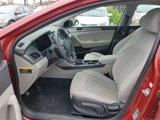 Used 2016 Hyundai Sonata SE image 6