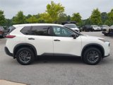 Used 2022 Nissan Rogue S image 3