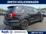 Used 2018 Ford Explorer XLT w/ Equipment Group 202A image 6