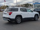 Used 2022 GMC Acadia SLE w/ Driver Convenience Package image 4