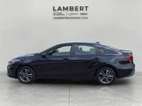 Used 2022 Kia Forte LXS image 2