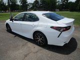 Used 2023 Toyota Camry SE image 3