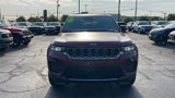 New 2025 Jeep Grand Cherokee Laredo image 2