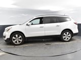 Used 2017 Chevrolet Traverse LT w/ Style and Technology Package image 4
