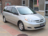 Used 2008 Toyota Sienna LE image 3
