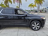 Used 2019 Chevrolet Traverse LT w/ LT Premium Package image 2