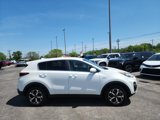 Used 2022 Kia Sportage LX image 3