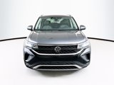 Used 2024 Volkswagen Taos SE image 2