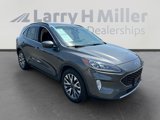 Used 2020 Ford Escape Titanium image 5