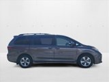 Used 2020 Toyota Sienna LE image 4