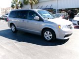 Used 2013 Dodge Grand Caravan SXT image 2