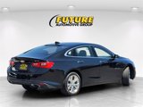 Used 2018 Chevrolet Malibu Premier w/ Driver Confidence Package image 5