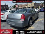 Used 2006 Chrysler 300 Touring w/ Comfort/Convenience Group image 6