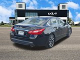 Used 2016 Nissan Altima 2.5 SV image 5