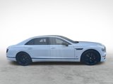 Used 2023 Bentley Flying Spur Plug-In Hybrid image 4