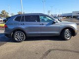 Used 2019 Volkswagen Tiguan SEL image 3