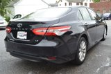 Used 2018 Toyota Camry LE image 5