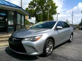 Used 2017 Toyota Camry SE image 2
