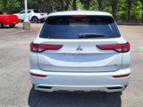 Used 2024 Mitsubishi Outlander SE Black Edition image 3