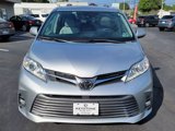 Used 2019 Toyota Sienna XLE image 2