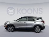 Used 2021 Kia Seltos LX image 2