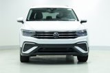 Used 2022 Volkswagen Tiguan SE image 2
