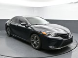 Used 2020 Toyota Camry SE image 2