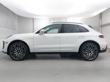 Certified 2025 Porsche Macan image 2