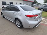 Used 2022 Toyota Corolla LE image 4