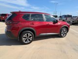 Used 2023 Nissan Rogue SV image 2