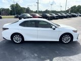 Used 2022 Toyota Camry LE image 4