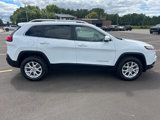 Used 2017 Jeep Cherokee Latitude w/ True North Edition image 6