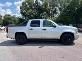 Used 2010 Chevrolet Avalanche LT w/ Regional Value Package image 6
