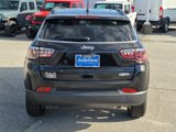 New 2025 Jeep Compass Latitude image 3