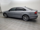 Used 2019 Volkswagen Passat 2.0T Wolfsburg image 3