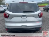 Used 2019 Ford Escape SE image 4