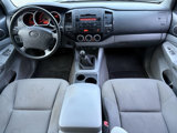 Used 2010 Toyota Tacoma 4x4 Access Cab image 2