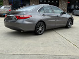 Used 2015 Toyota Camry XLE w/ Moonroof Package image 5