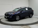 Used 2022 Toyota Highlander XLE image 3